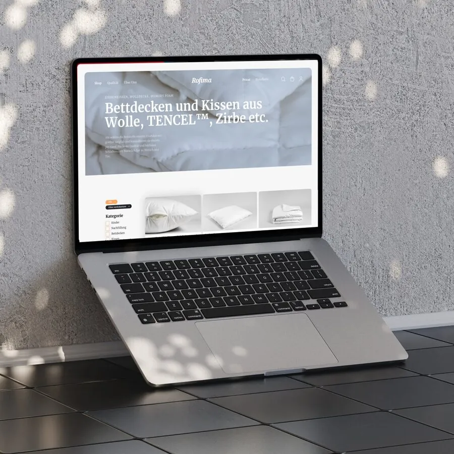 Website von Rofima auf einem Laptop